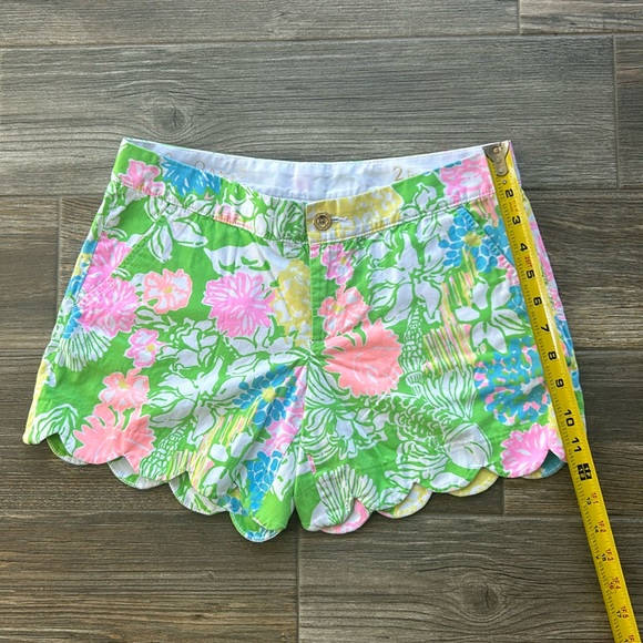 Lilly Pulitzer Buttercup Short - Picture 2 of 5
